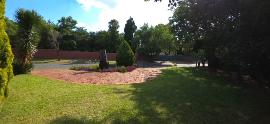 7 Bedroom Property for Sale in Wilkoppies North West